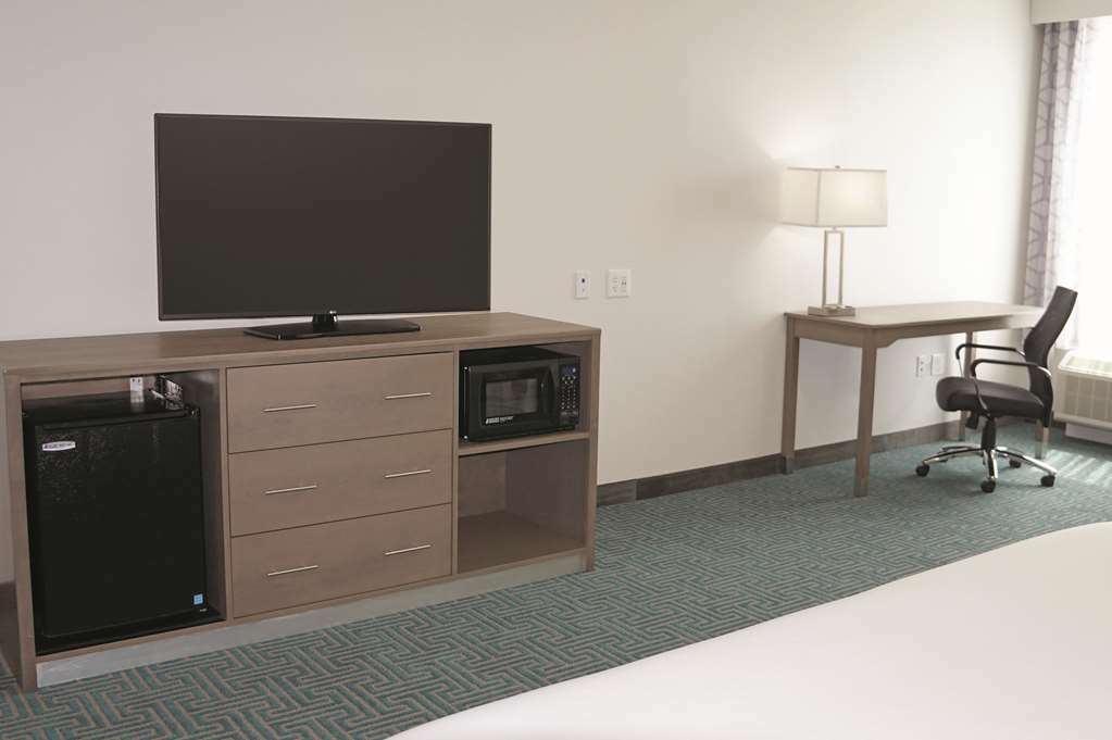 Hotel La Quinta By Wyndham Dallas 3*